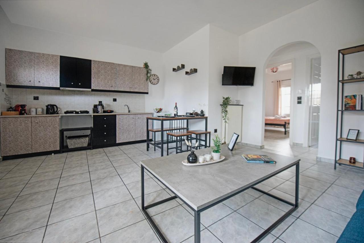 Ionian Luxury Apartments Perama  Esterno foto