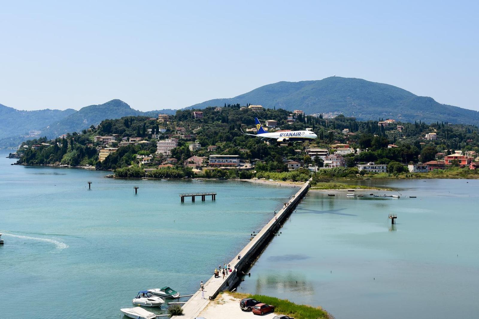 Ionian Luxury Apartments Perama  Esterno foto