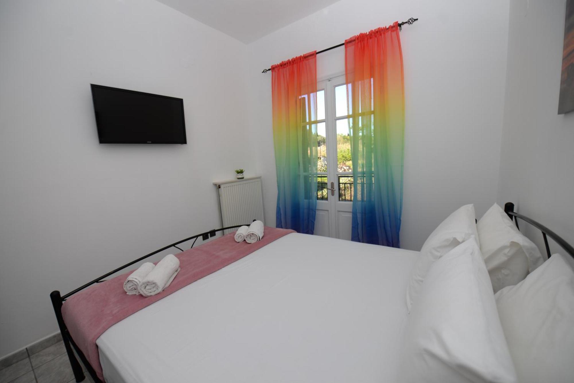 Ionian Luxury Apartments Perama  Esterno foto